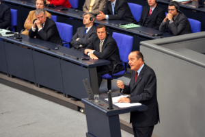 Chiracs Rede vor dem Bundestag am 27. Juni 2000  (© MEAE / F. de La Mure)