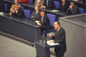 Chiracs Rede vor dem Bundestag am 27. Juni 2000 (© MEAE / F. de La Mure)