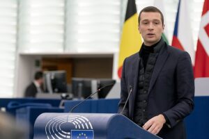 Jordan Bardella im Europäischen Parlament, Dezember 2022 (Copyright: Wikimedia Commons)