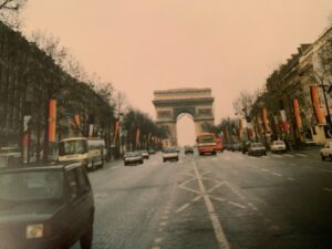 Sur les Champs Élysées (Copyright: Dirk Schneemann)