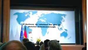 Discours d’ouverture de la ministre Baerbock (Copyright: Hans-Dieter Heumann)