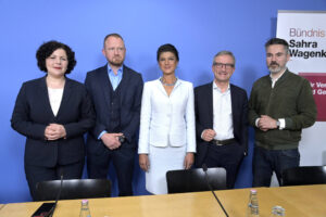 Amira Mohamed Ali, Christian Leye, Sahra Wagenknecht, Thomas Geisel et Fabio De Masi lors de la conférence de presse pour les élections européennes de 2024 à la Maison fédérale de conférence de presse. Berlin, 10 juin 2024 *** Amira Mohamed Ali, Christian Leye, Sahra Wagenknecht, Thomas Geisel et Fabio de Masi lors de la conférence de presse sur les élections européennes de 2024 à la Haus der Bundespressekonzept Berlin, 10 juin 2024 photo:xF.xKernx /xFuturexImagex bsw_pk_4615