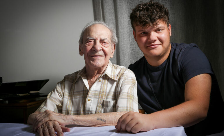 Erinnerung an den Holocaust: Überliefern