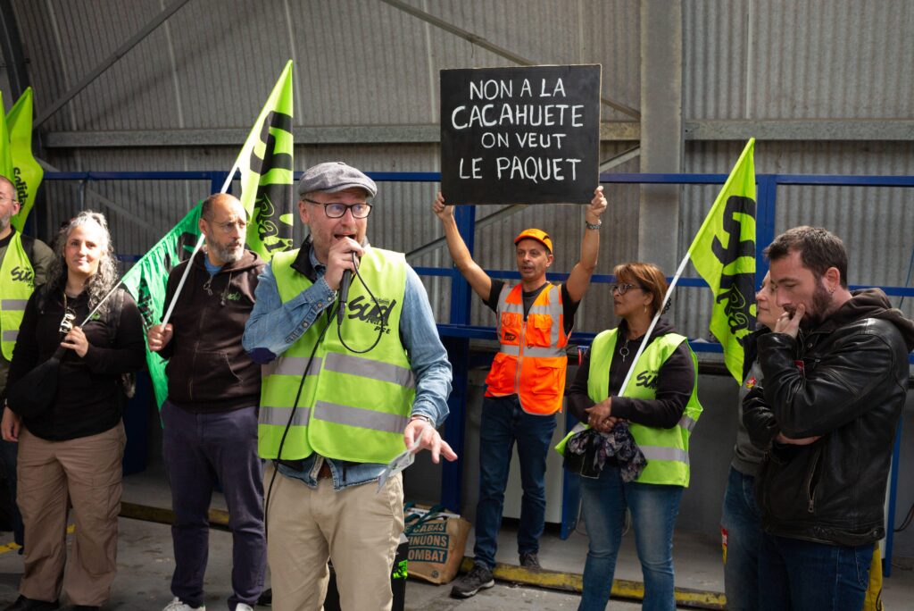 Während eines Protestes gegen die Rentenreform Anfang 2023 (Copyright: Alamy)
