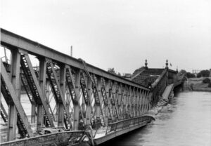 Le pont de Kehl sur le Rhin en 1945 (Copyright: Wikimedia Commons)