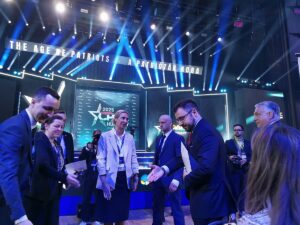 Alice Weidel und Viktor Orbán auf der CPAC-Konferenz in Budapest, 29. Mai 2025 (Copyright: Wikimedia Commons)