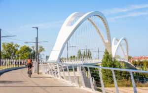 Die Beatus-Rhenanus-Brücke zwischen Straßburg und Kehl (Copyright: Alamy)