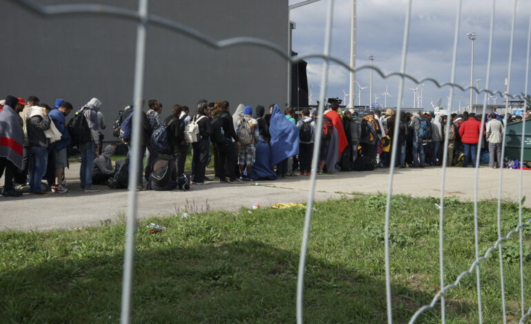 Wir schaffen das: Que reste-t-il du pari d’Angela Merkel en Allemagne de l’Est ? 