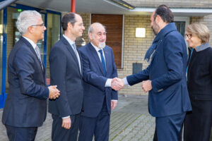 Premierminister Édouard Philippe bei seinem Besuch am FEG am 10. Januar 2019. Von links nach rechts: Ashok-Alexander Sridharan, Frank Langner, Friedhelm Dilk, Édouard Philippe, Anne-Marie Descôtes (Copyright: Alamy)