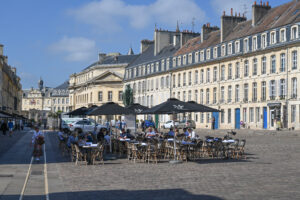 Die Place Saint-Sauveur in der Altstadt (Copyright: Hilke Maunder)