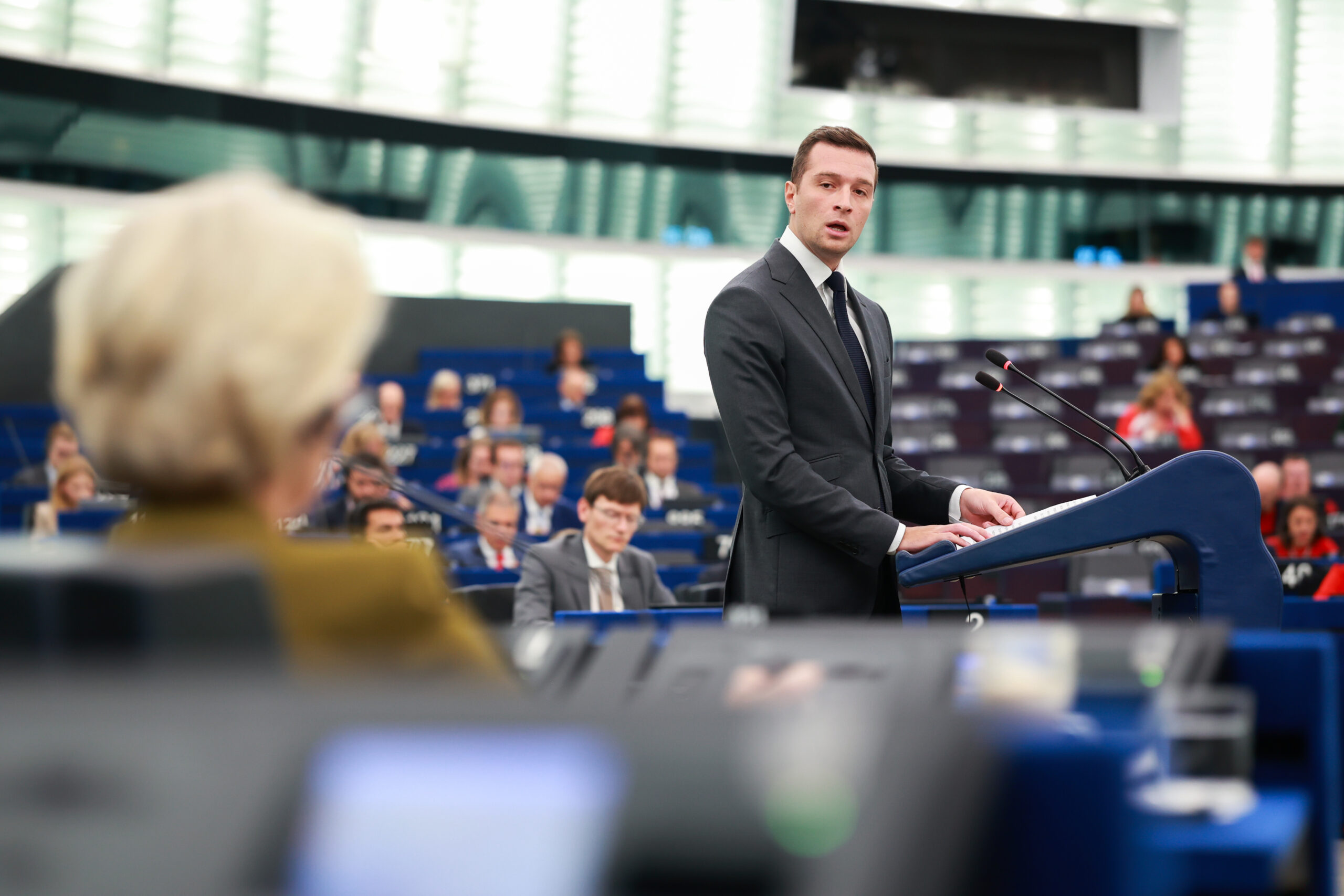 Brüsseler Perspektive: „Die EU trifft Vorsorge für den Fall eines Regierungswechsels in Frankreich“ 