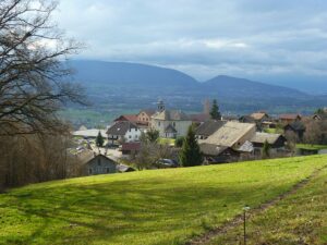 Vue sur Faucigny aujourd’hui (Copyright : Wikimedia Commons)