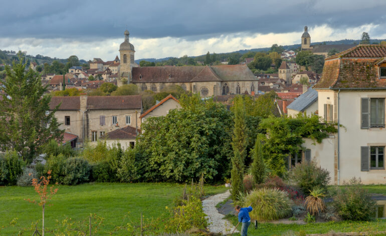 „Verfluchtes Schweigen“: Kulinarisches, Jägerlatein und drei Morde 