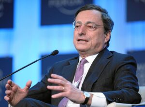 Mario Draghi beim World Economic Forum in London am 26. Juli 2012 (Copyright: Wikimedia Commons)