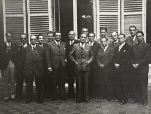 Le Conseil national de la Résistance (CNR) a été créé le 27 mai 1943 afin de coordonner les différents mouvements de la Résistance française. Il prépara également une liste de réformes sociales et économiques pour l'après-guerre (Copyright: Wikimedia Commons)