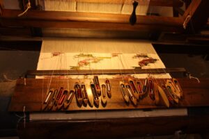 Ein Jacquard-Webstuhl in der Maison des canuts