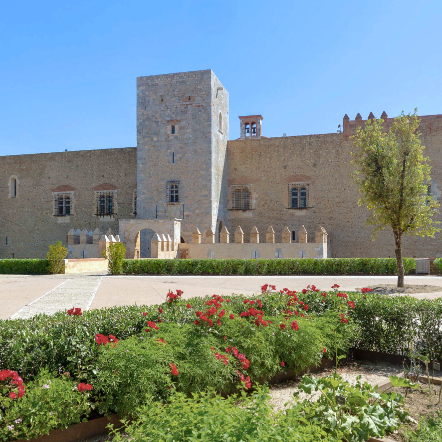 Le Palais des Rois de Majorque ist eines der Wahrzeichen von Perpignan (Copyright: Wikimedia Commons)