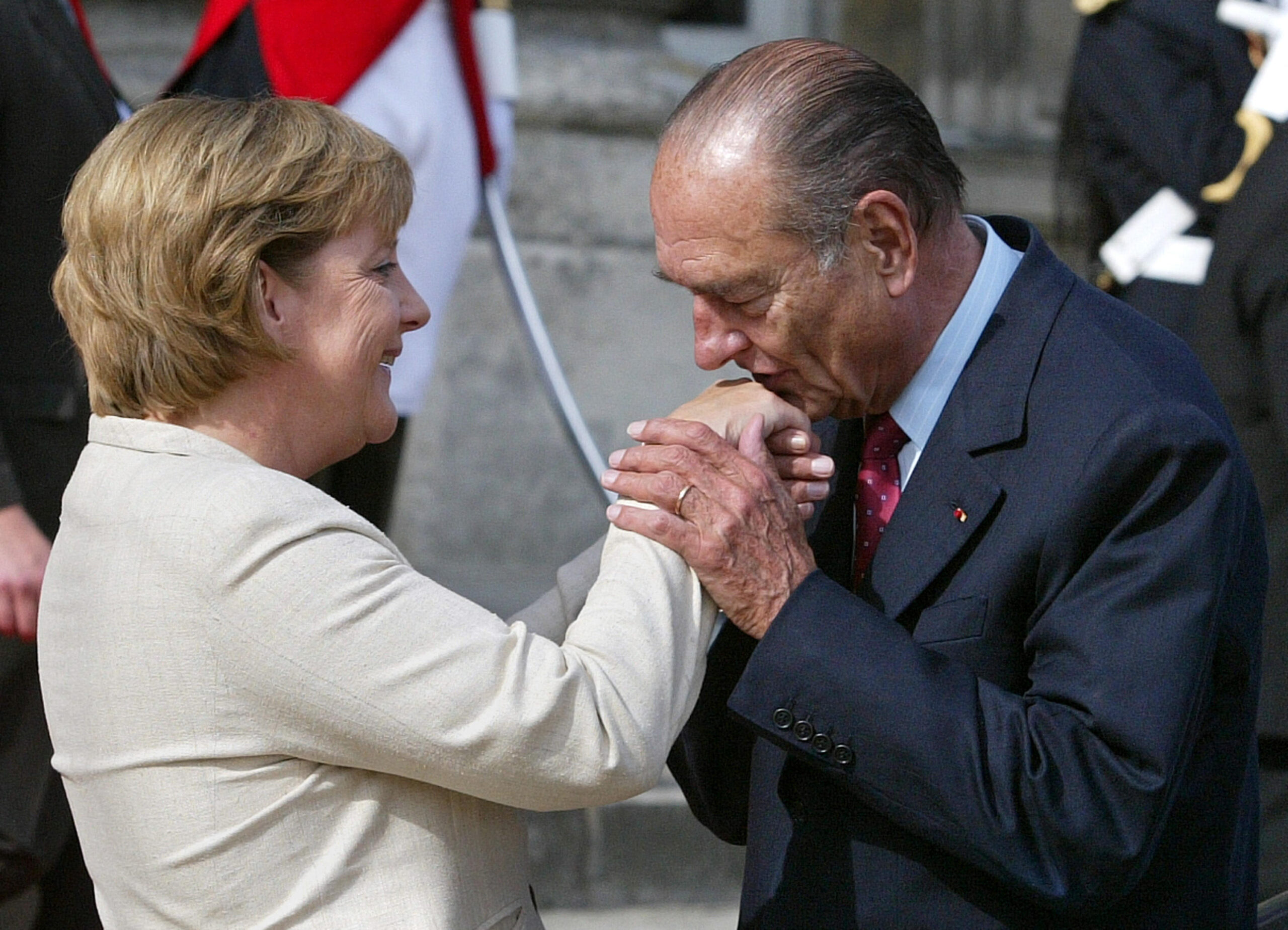 Merkel: Mutti und die Franzosen 
