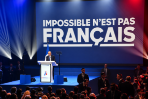 Éric Zemmour lors d’un meeting à Agen en mars 2022 (Copyright: Wikimedia Commons)