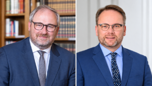 Le sénateur Ronan Le Gleut (à droite) et le ministre hessois de la Science et de la Recherche Timon Gremmels (à gauche) plaident pour un renforcement durable des alliances universitaires européennes (Copyright : Ronan Le Gleut / Salome Roessler)