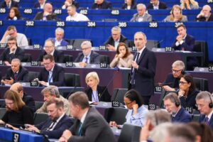 Raphaël Glucksmann: Mit seinem jüngsten Sieg bei der Vorwahl der sozialdemokratischen Linken für die Präsidentschaftswahl 2027 profiliert er sich als Vertreter einer gemäßigten, proeuropäischen Linken (Copyright: EP/Fred Marvaux)